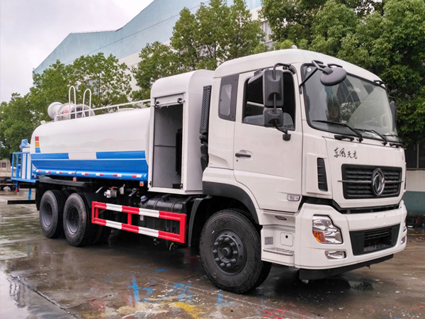 東風(fēng)天龍16立方綠化噴灑車(chē)裝50米噴霧炮