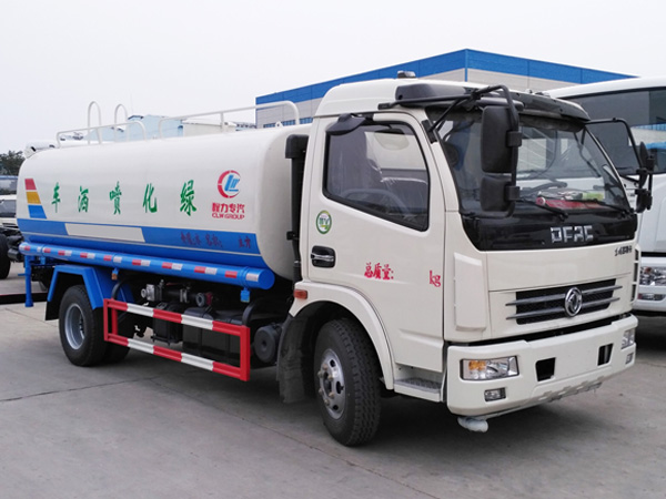 國(guó)五9立方多功能綠化噴灑灑水車(chē)