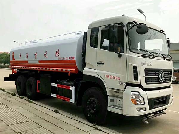 東風(fēng)天龍20噸大型噴灑車(chē)