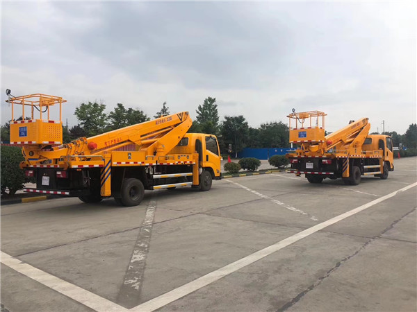 江鈴凱銳22米伸縮臂高空作業(yè)車