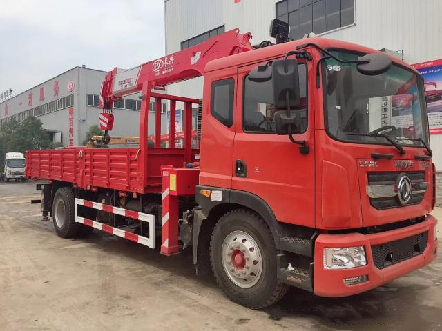 東風(fēng)D9單橋隨車吊-長興8噸隨車吊