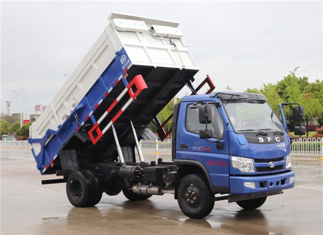 地下室款壓縮對(duì)接垃圾車(chē)